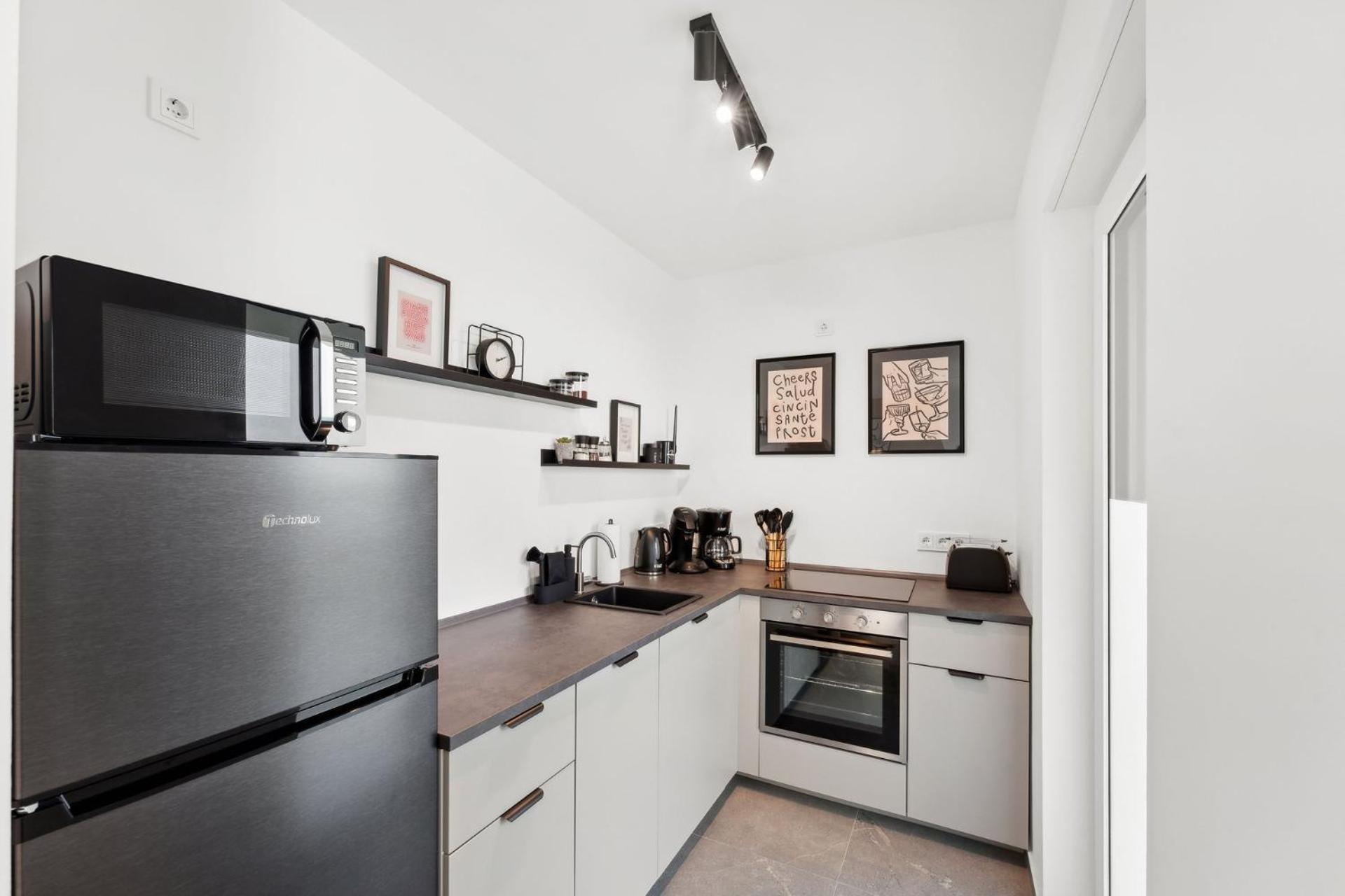 Apartment Anbindung & Lage I Bis 5p I Aufzug I Tiefgarage I Terrasse